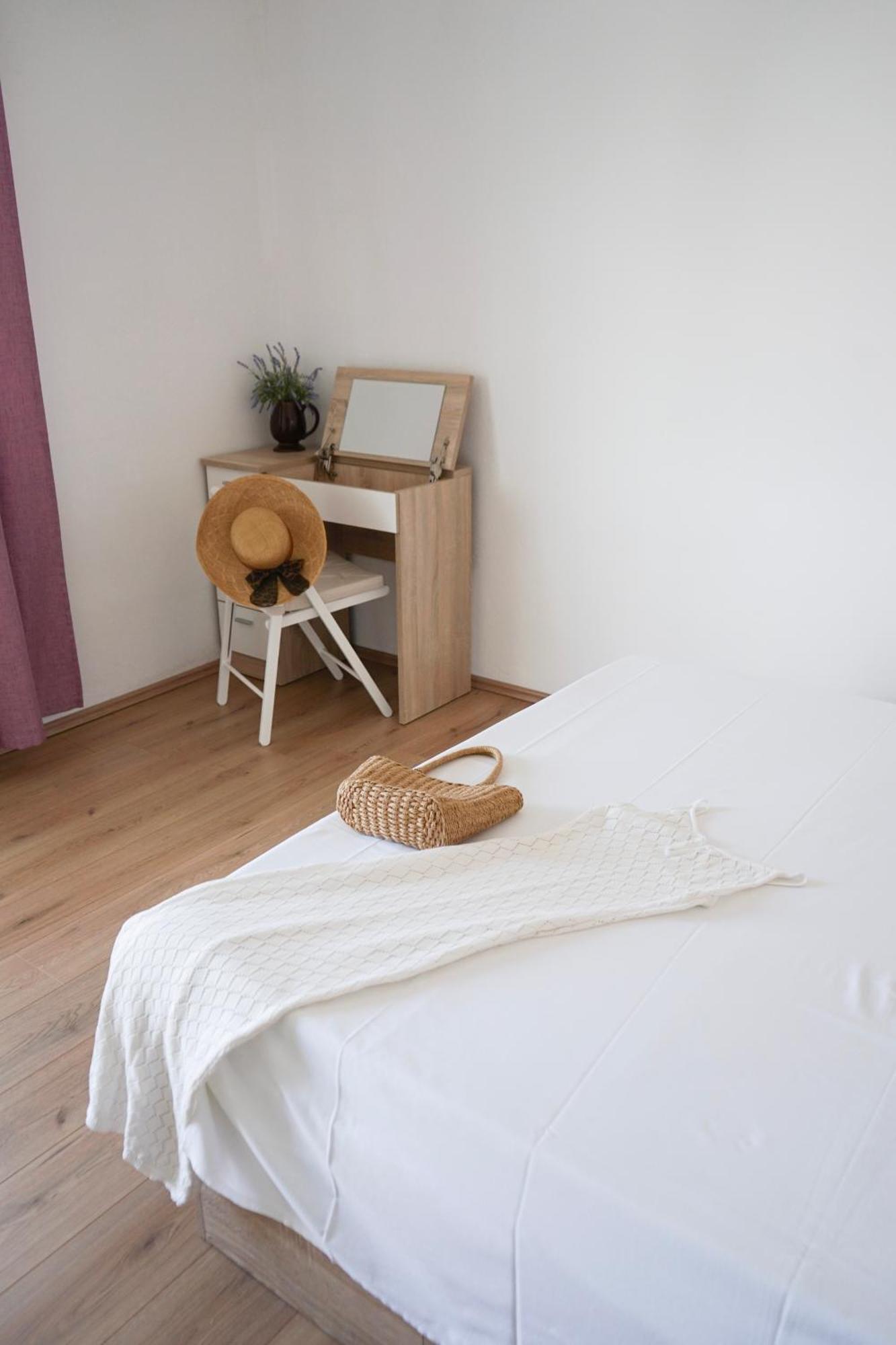 Apartments Rose Makarska Exterior photo